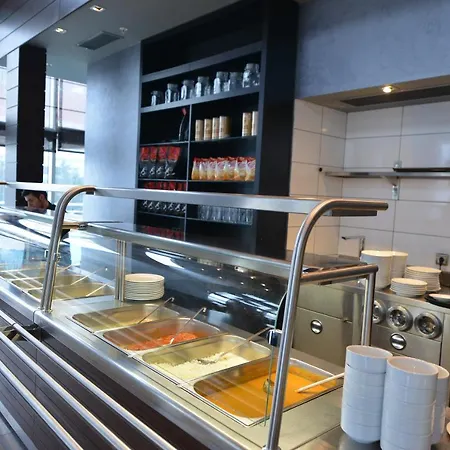 Mac Vazo Kule Istanbul